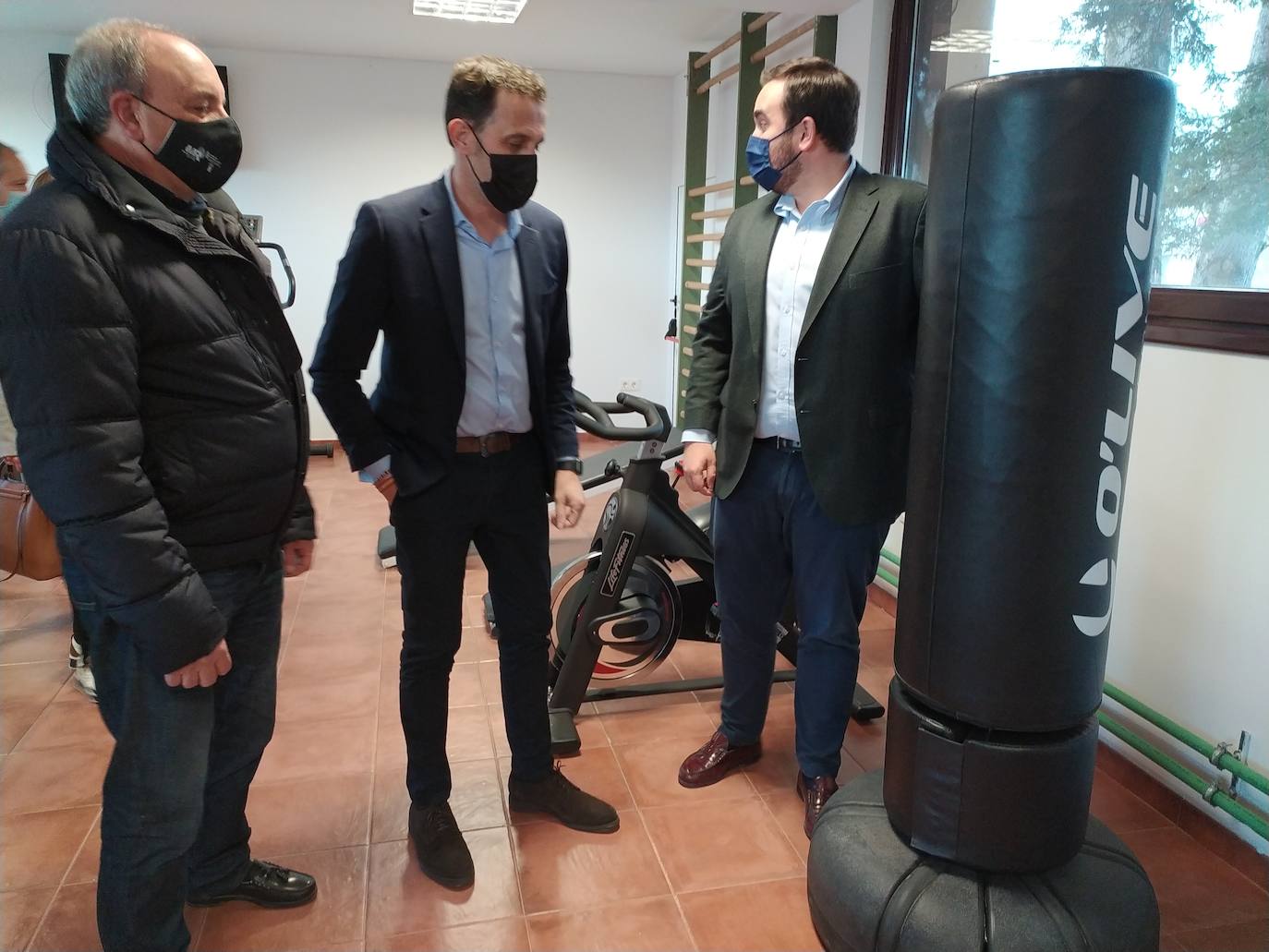 Fotos: Inauguración del gimnasio municipal de Villalón de Campos (2/2)