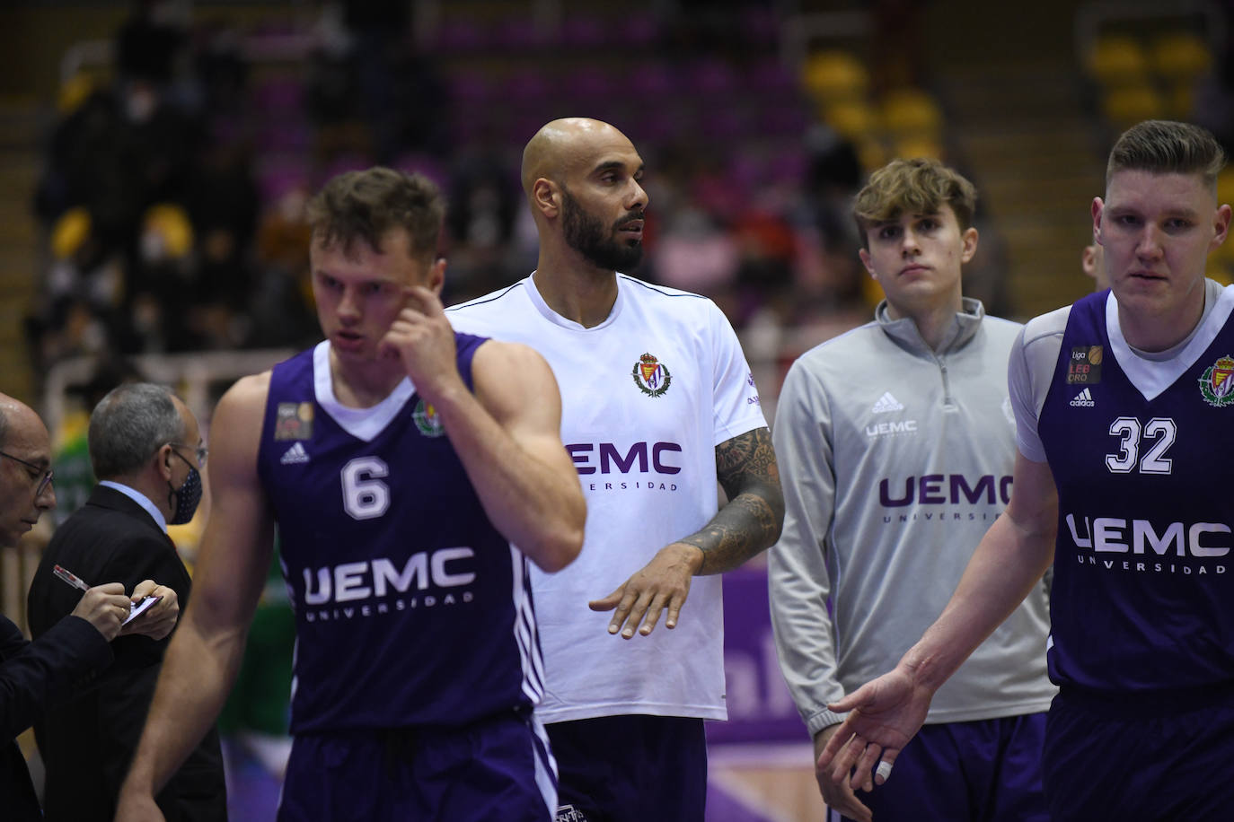 Fotos: UCMC Real Valladolid 82-69 Levitec Huesca