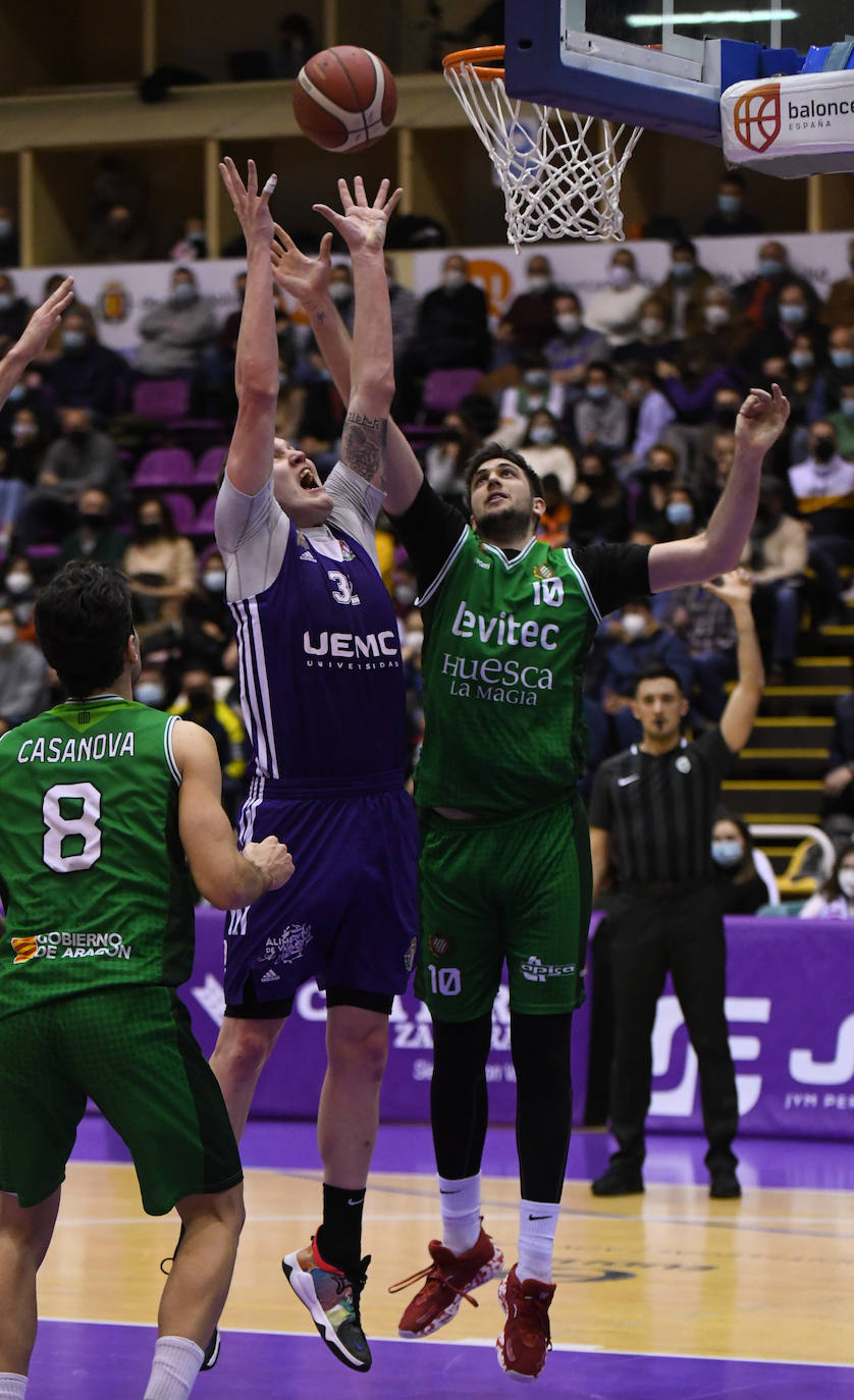 Fotos: UCMC Real Valladolid 82-69 Levitec Huesca