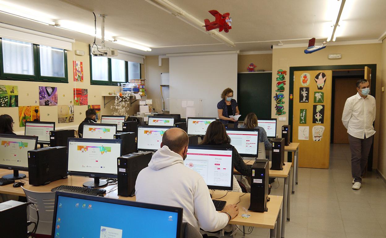 Aula informática de Carbajosa. 