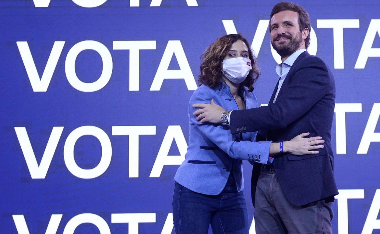 Pablo Casado e Isabel Díaz Ayuso