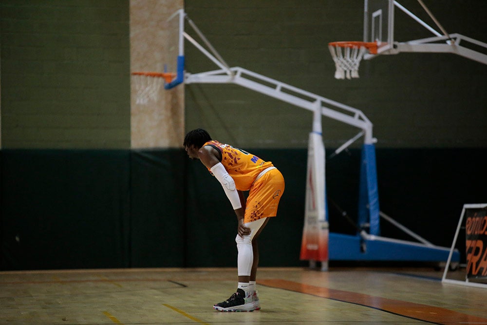 Un perdido Aquimisa Carbajosa deja su salvación pendiente de un milagro (75-90)