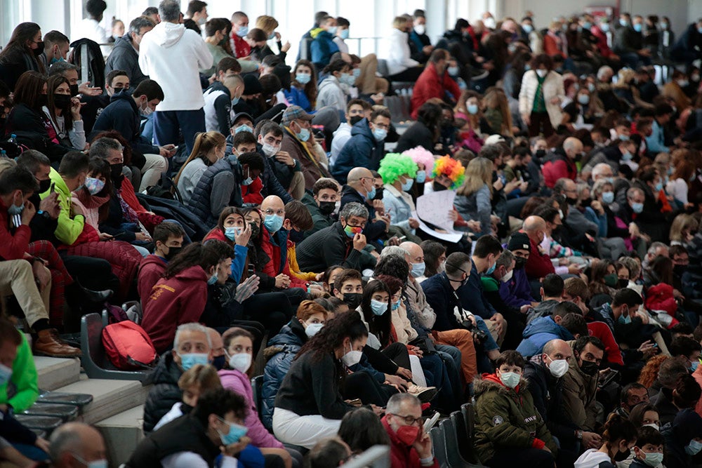 Cierre de la jornada de mañana del primer día del Campeonato de España Sub 23 en Pista Cubierta con Alejandro González Rengel en el 400