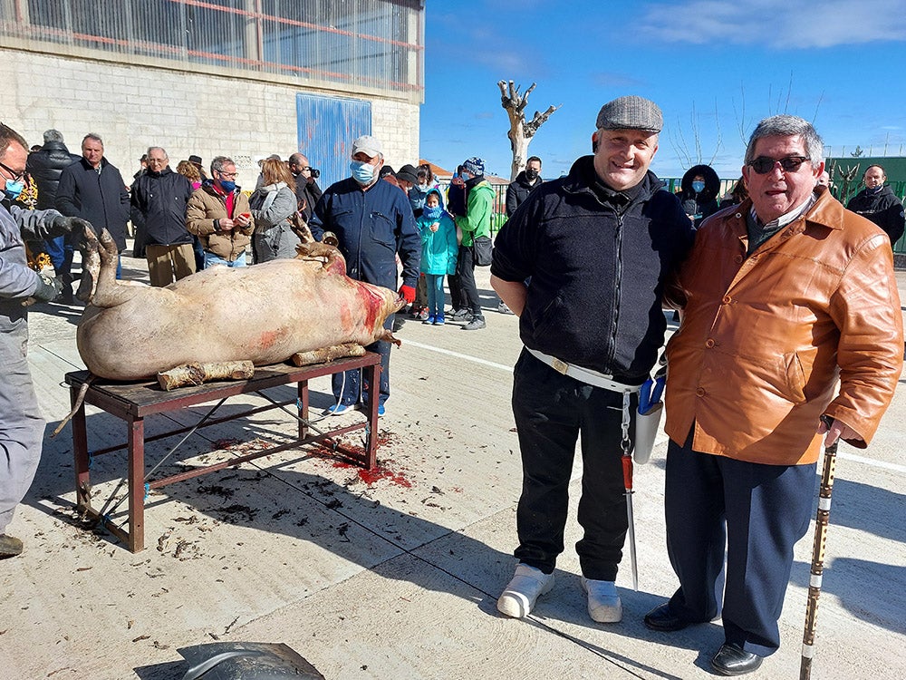 Los vecinos de Tamames disfrutan de su tradicional matanza