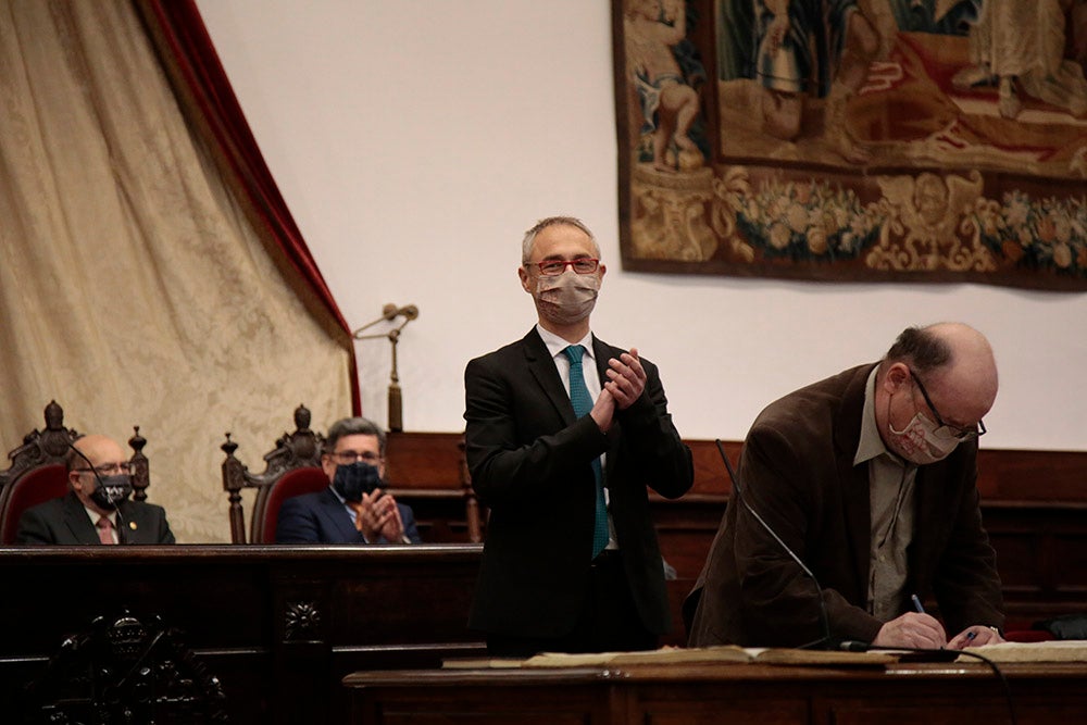 La USAL celebra la toma de posesión de 11 cargos académicos y 17 nuevos miembros del personal docente