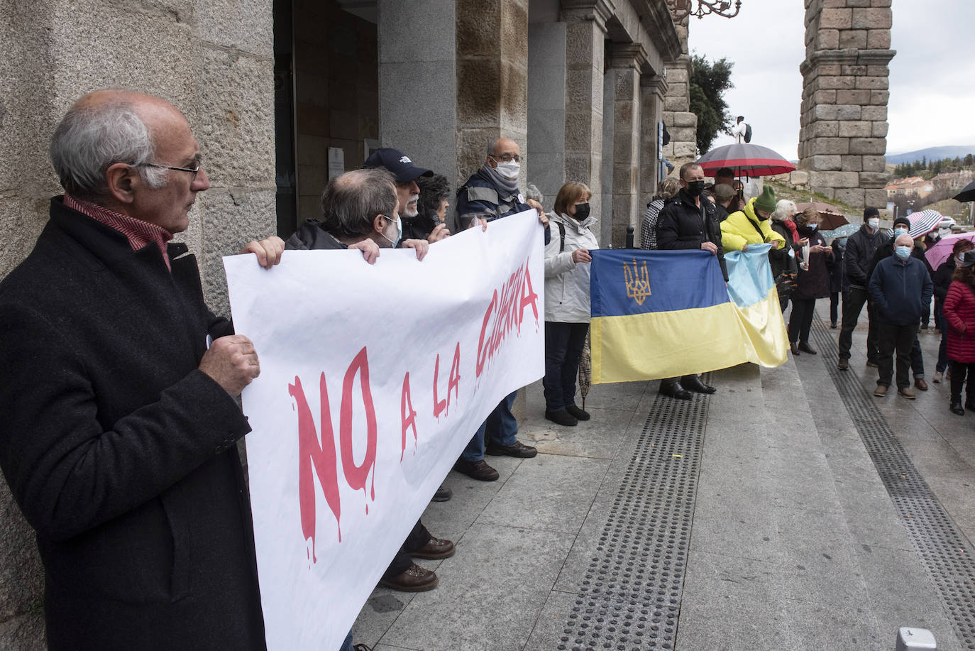 Protesta celebrada este sábado en Segovia contra la guerra.