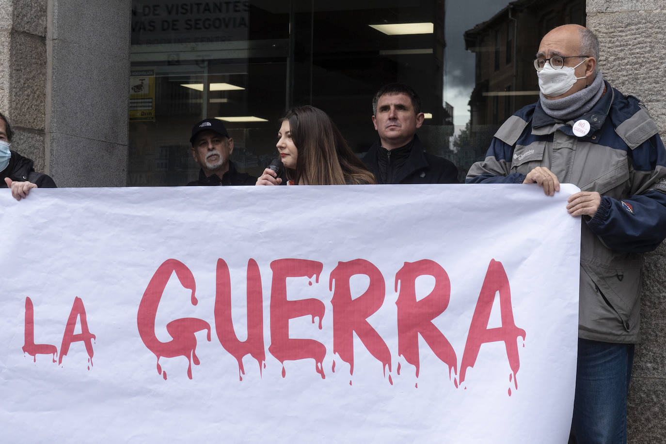 Protesta celebrada este sábado en Segovia contra la guerra.
