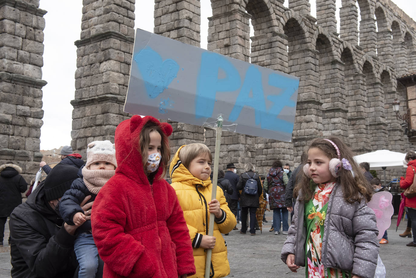 Protesta celebrada este sábado en Segovia contra la guerra.
