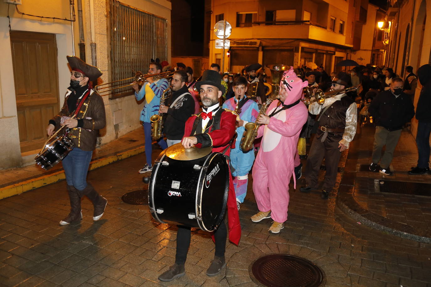 Desfile de disfraces en Peñafiel.