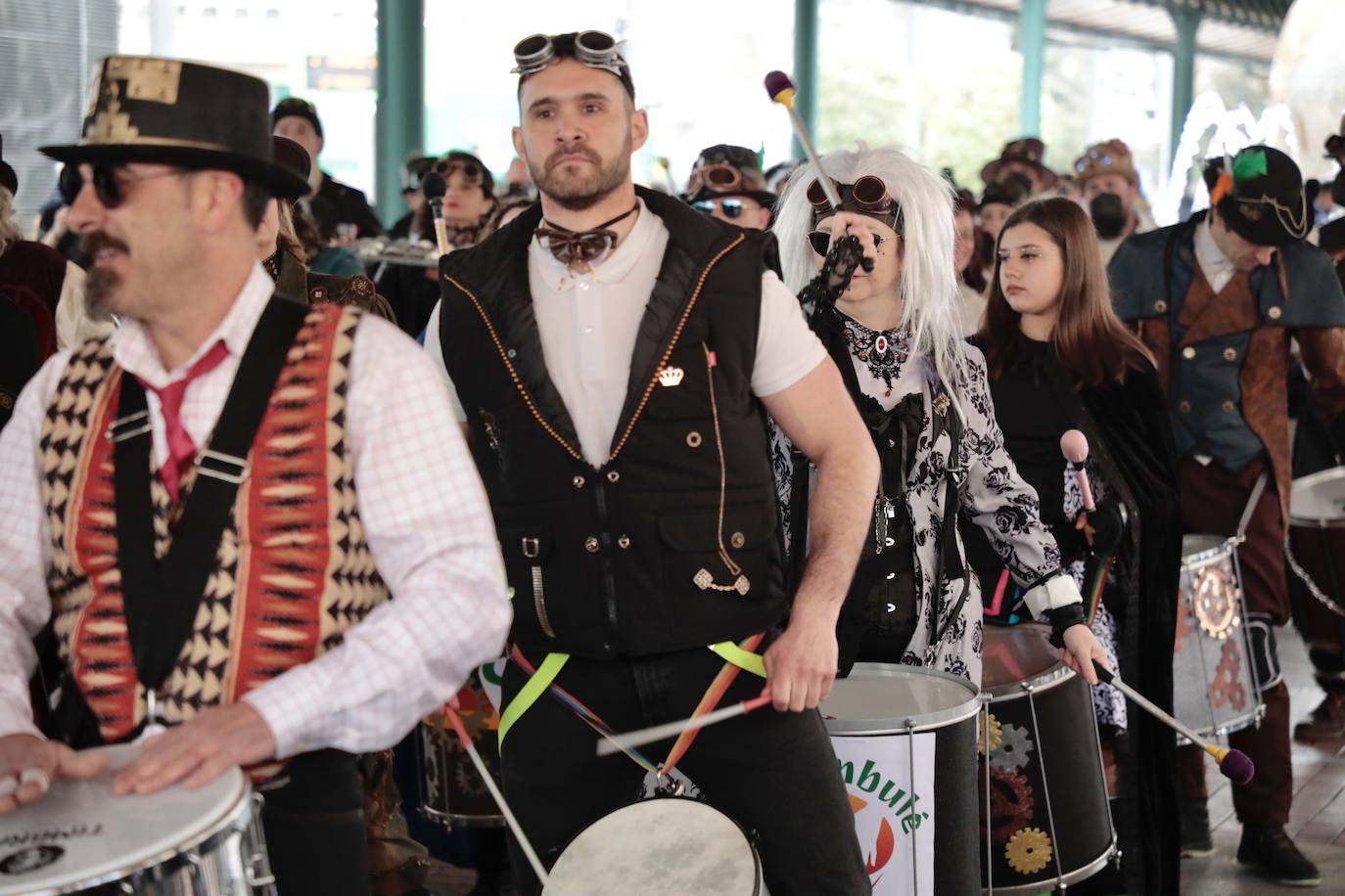 Fotos: Batucada carnavalera en el centro de Valladolid