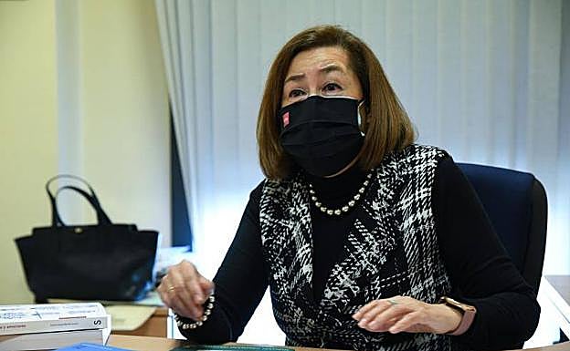 La profesora Torremocha, durante la entrevista con El Norte de Castilla.