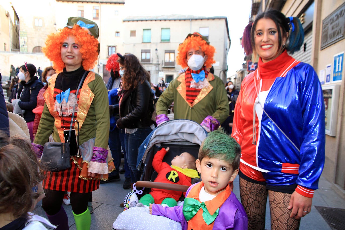 Participantes en el desfile infantil del carnaval de Segovia.