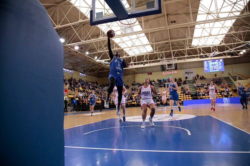 El CB Avenida se hace más líder ante el colista Ferrol (85-51)