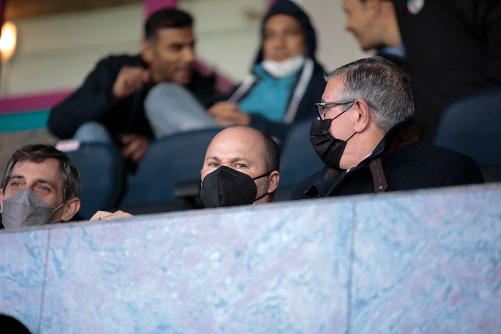 El presidente Manuel Lovato centra todas las miradas en un estadio Helmántico con nuevos aires tras el cambio en el banquillo 