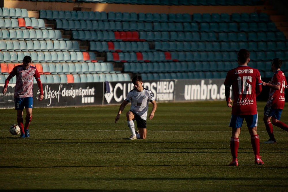 El Salamanca UDS se agarra a la pelea por la salvación ante la UD Llanera (2-0)