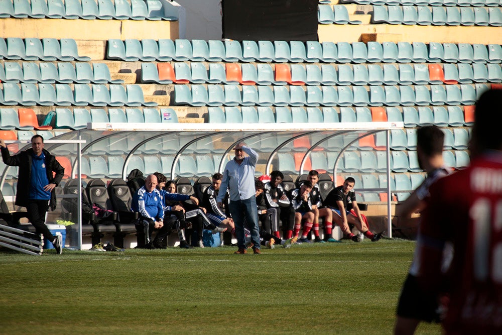 El Salamanca UDS se agarra a la pelea por la salvación ante la UD Llanera (2-0)