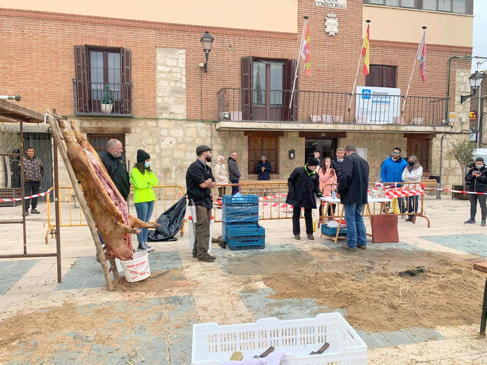 Magaz de Pisuerga revive la matanza tradicional