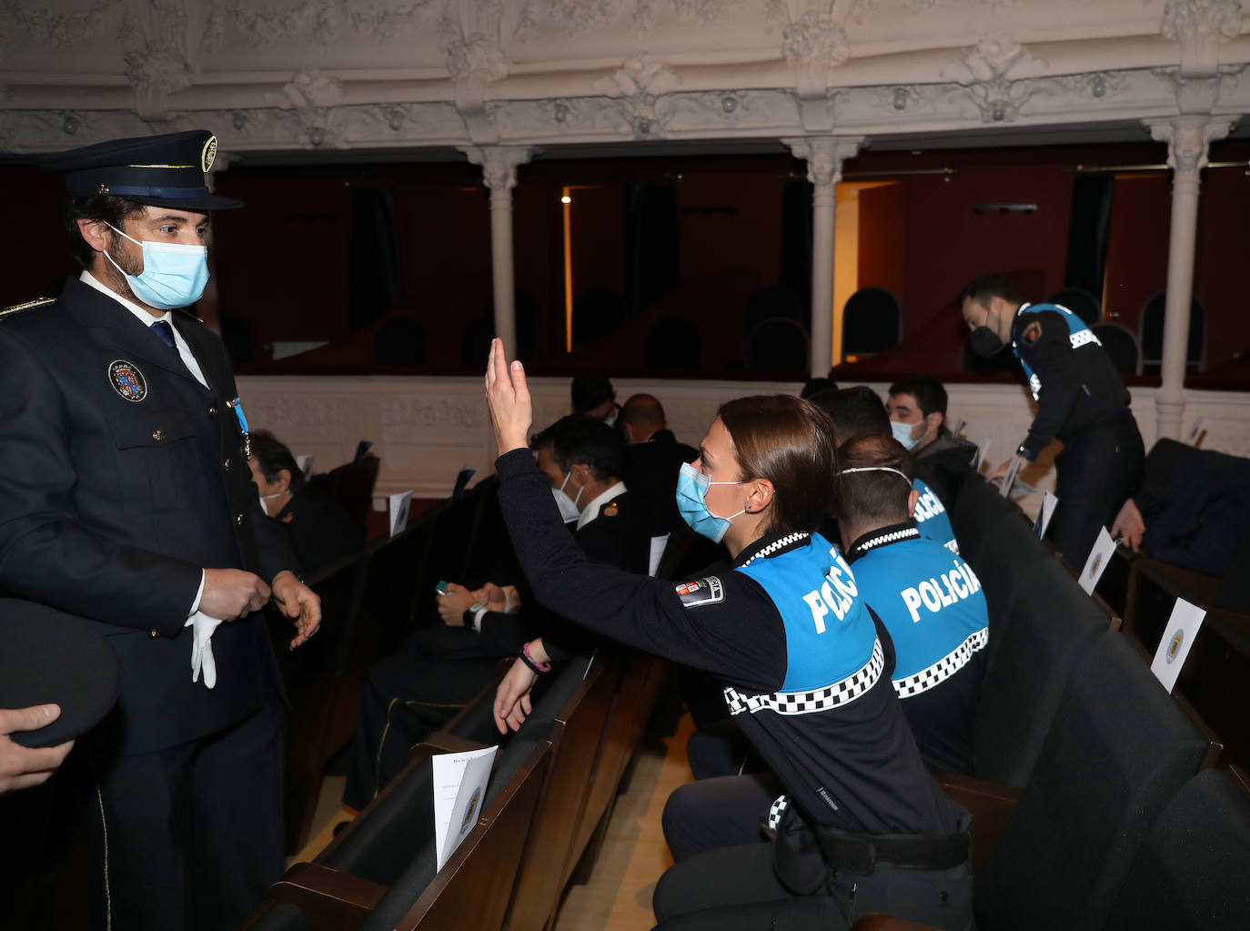 Fotos: La Policía Local de Palencia festeja al Santo Ángel