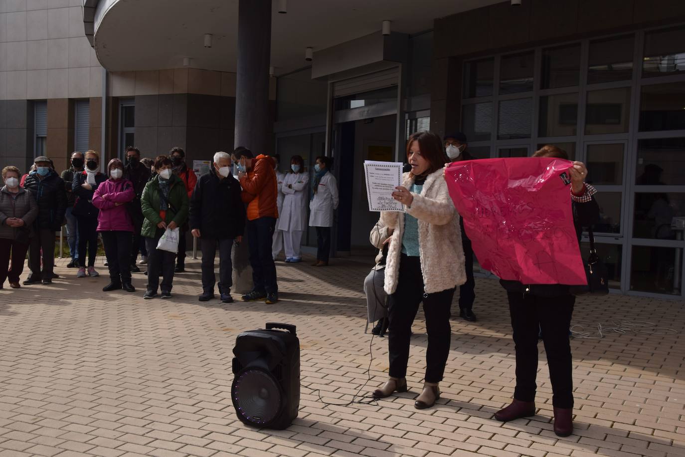 Fotos: Concentración en Guardo por una mejor sanidad pública
