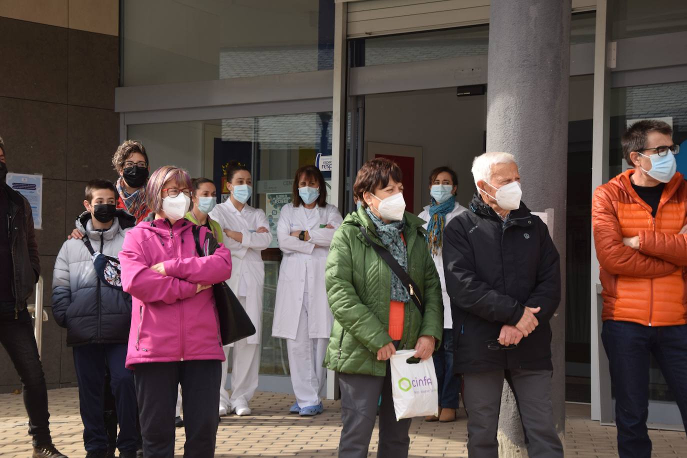 Fotos: Concentración en Guardo por una mejor sanidad pública