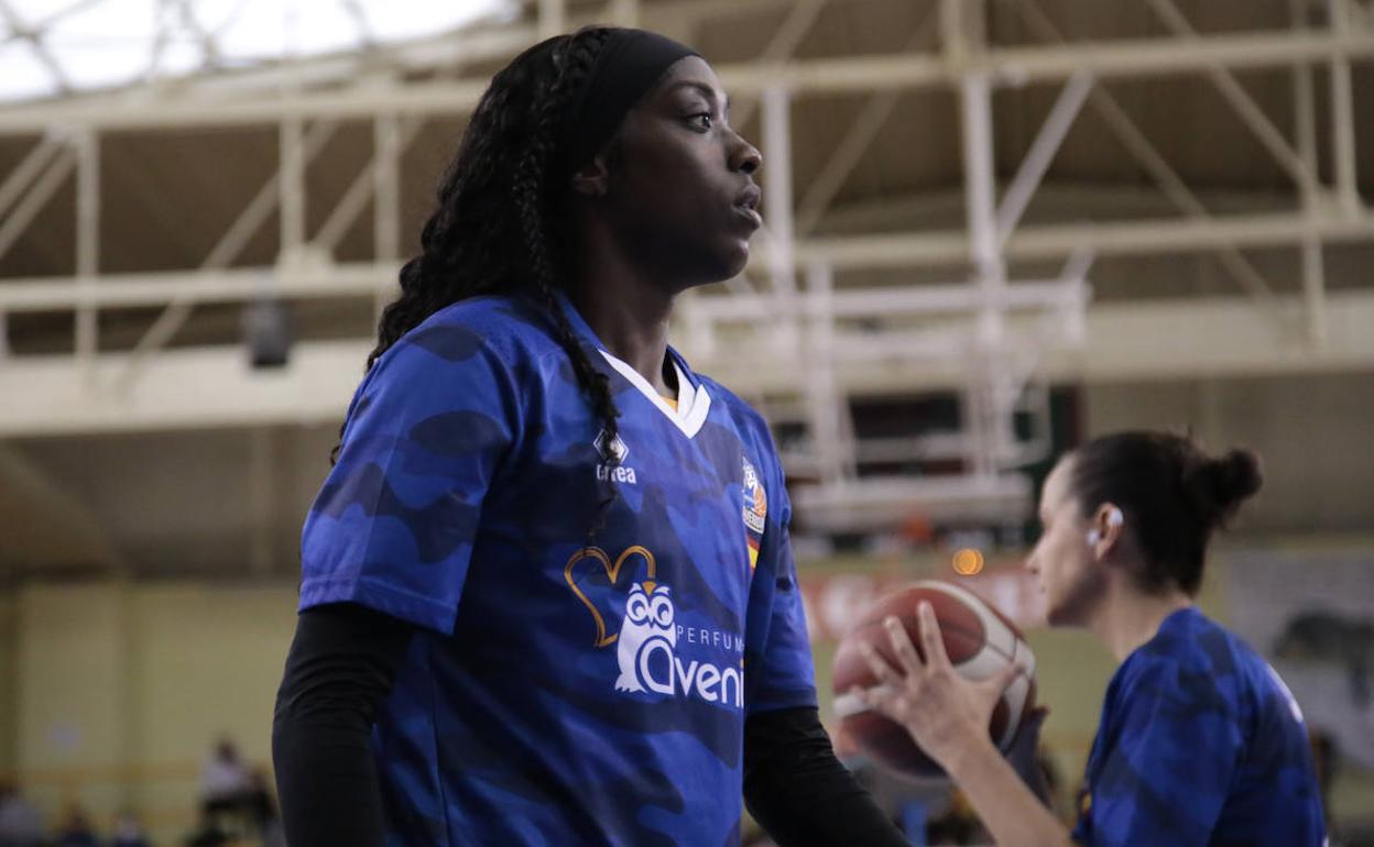 La estrella del CB Avenida Kahleah Copper regresa a su país por el fallecimiento de su hermano