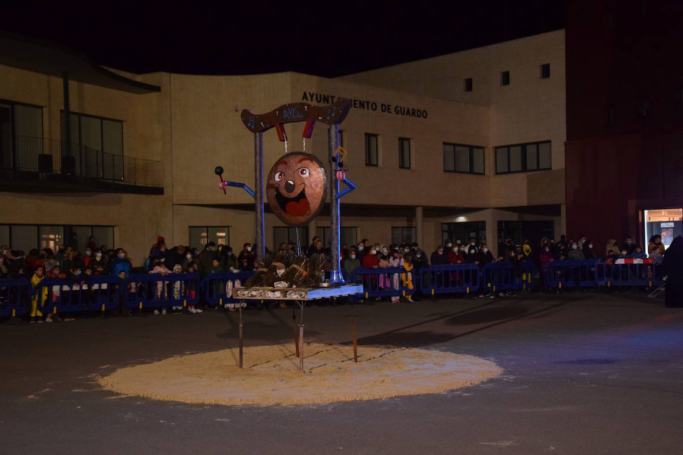 Fotos: Carnaval en Guardo: La quema de la falla de Don Gong