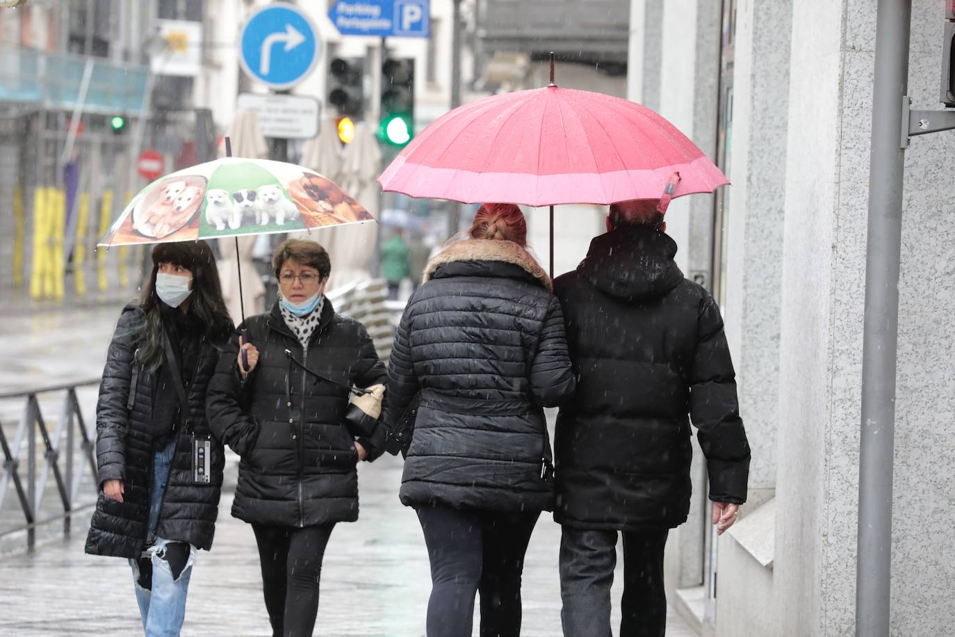 Fotos: La lluvia reaparece con fuerza en Valladolid