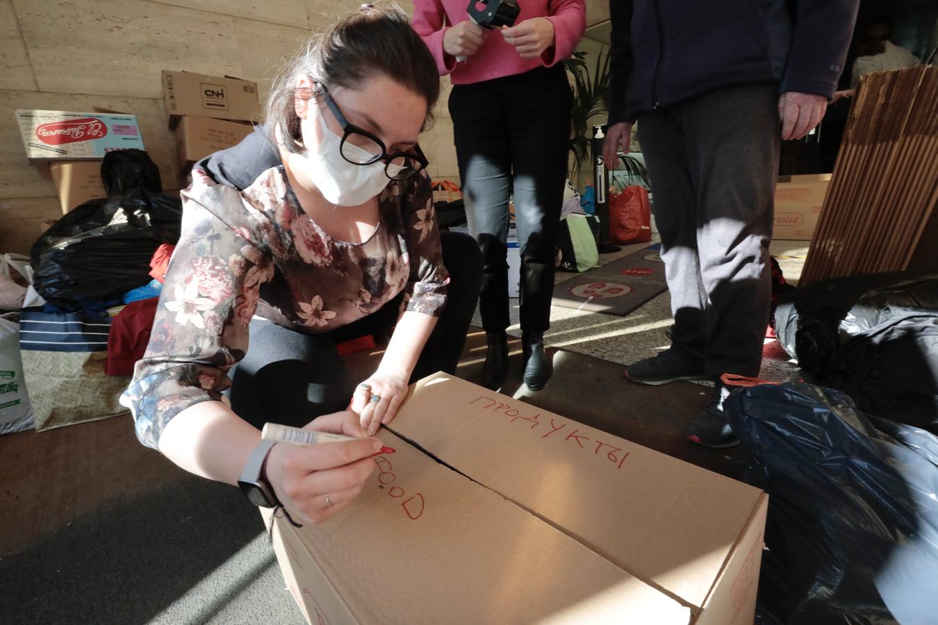 Fotos: Material recibido en la Cámara de Comercio de Valladolid para los refugiados de la guerra en Ucrania