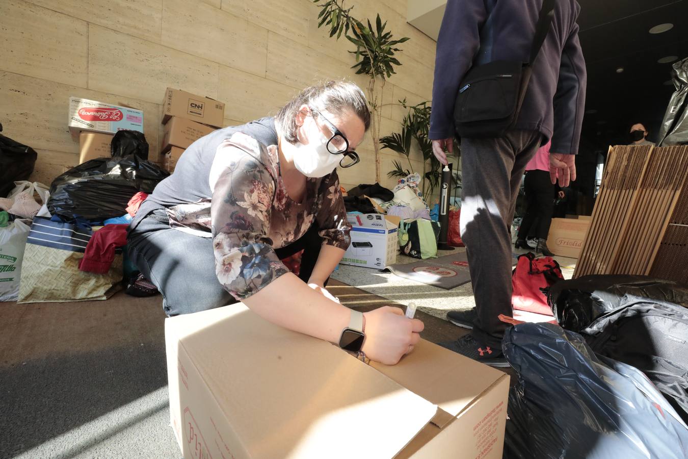 Fotos: Material recibido en la Cámara de Comercio de Valladolid para los refugiados de la guerra en Ucrania