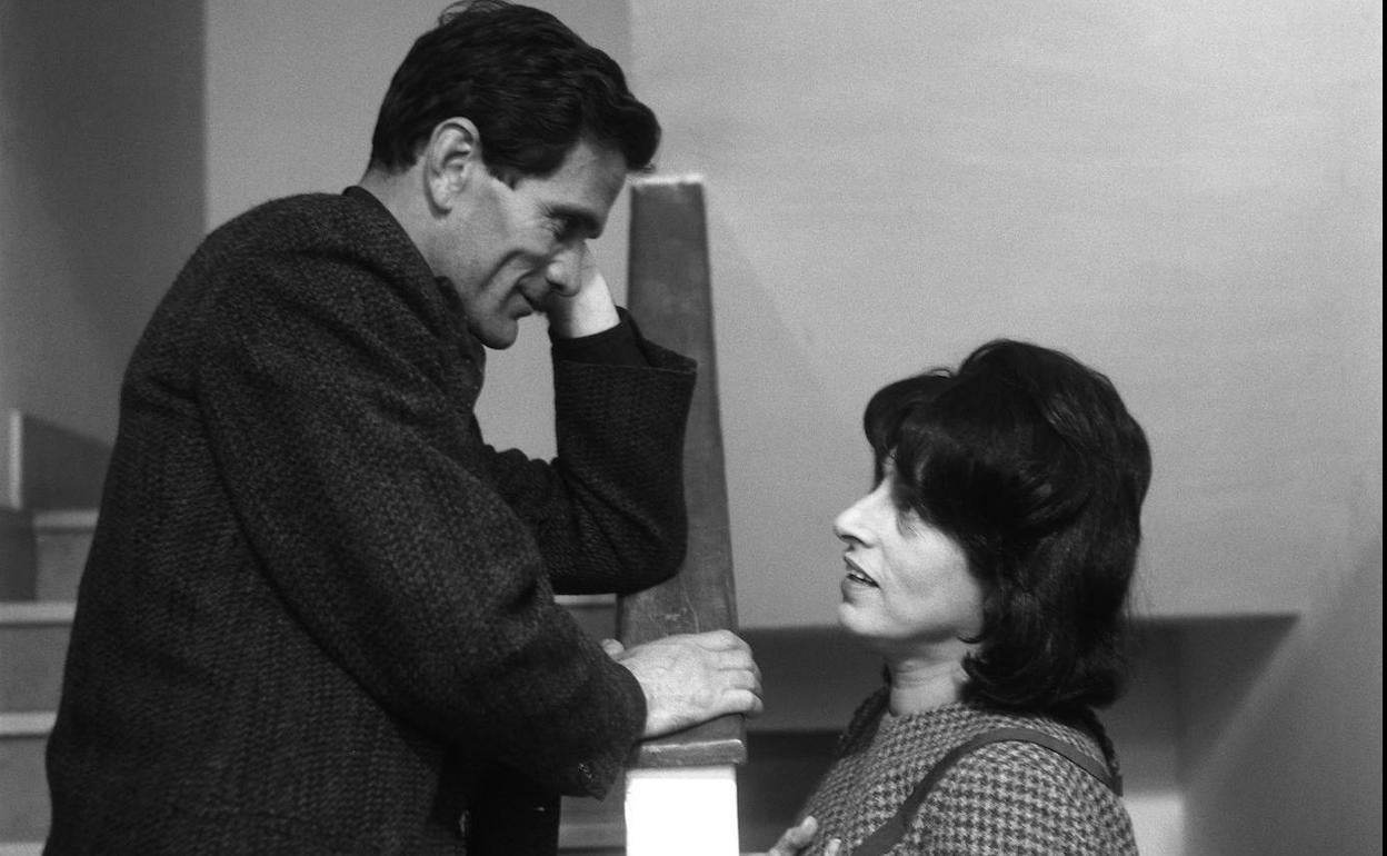 Pasolini y Anna Magnani, durante el rodaje de 'Mamma Roma', de 1962. 