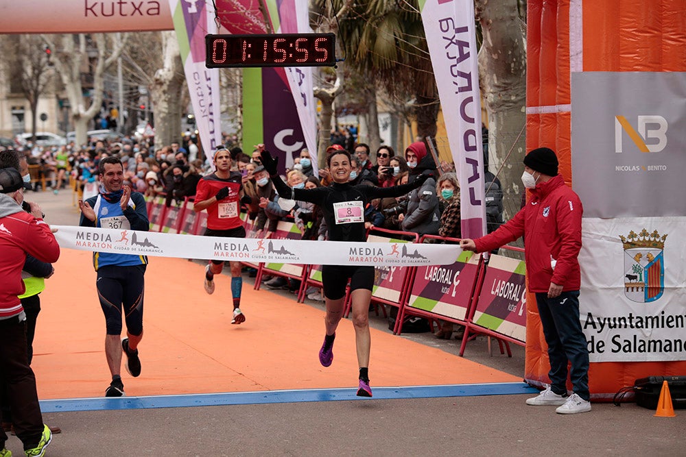 Juan Bueno y Gema Martín fueron los triunfadores de la X Media Maratón Ciudad de Salamanca 