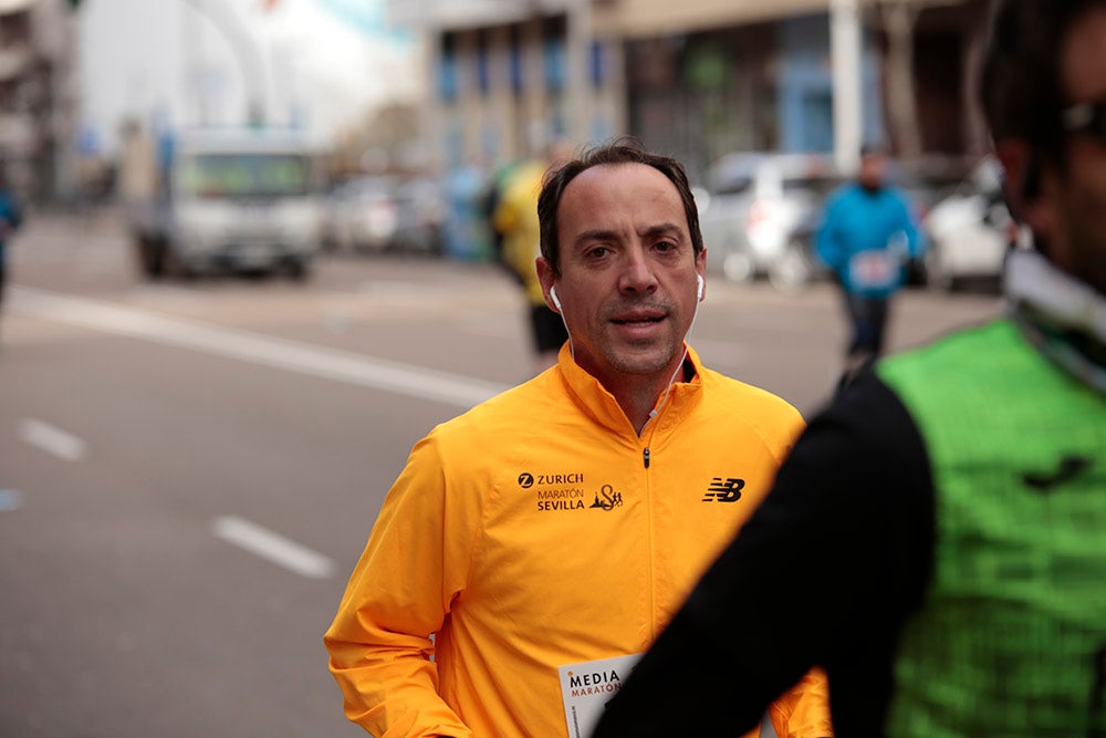 El Paseo de la Estación se convirtió en lugar de reencuentro de los participantes en la Media Maratón Ciudad de Salamanca