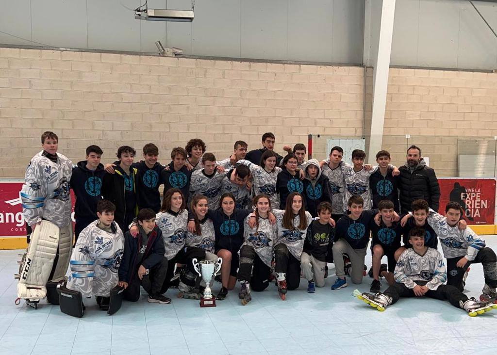 Primer y segundo equipo posan juntos