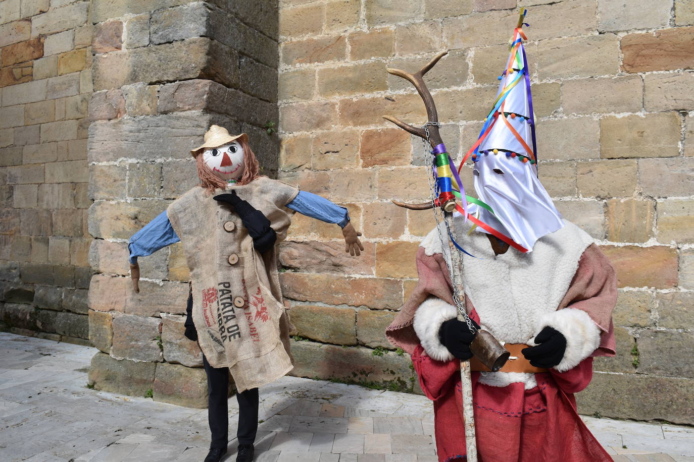 Las calles aguilarenses disfrutaron de las fiestas de los Carnavales.