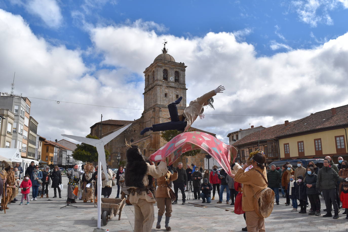 Las calles aguilarenses disfrutaron de las fiestas de los Carnavales.