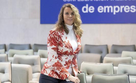 Ángela de Miguel en la Confederación Vallisoletana de Empresarios. 