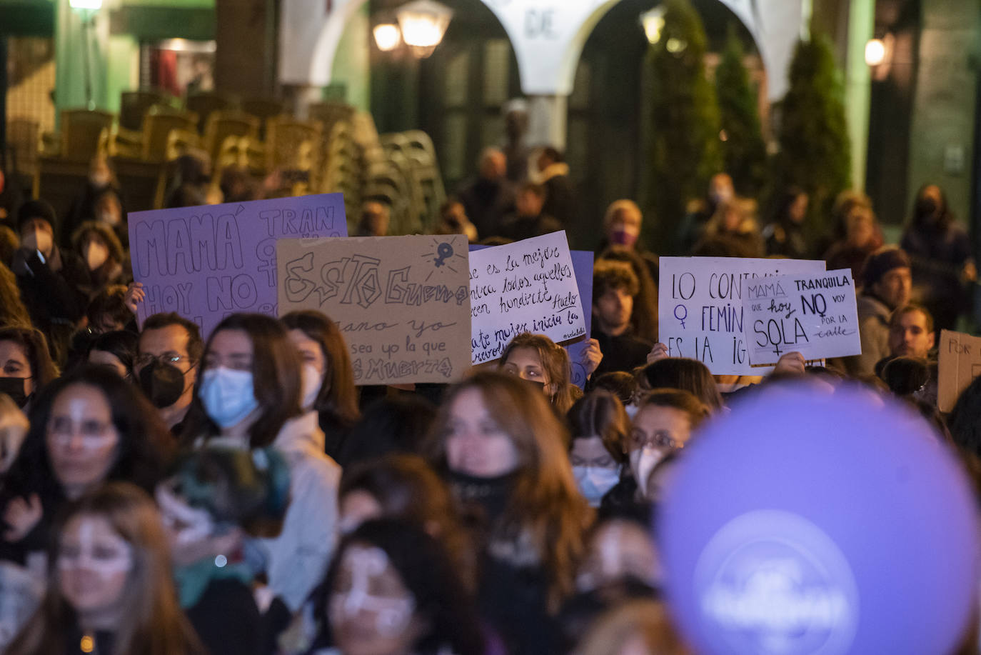Manifestación del 8M por las calles de Segovia.