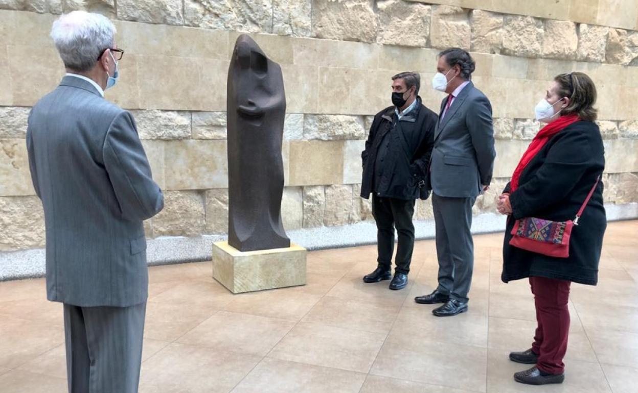 La obra 'El Dolor' de Agustín Casillas, donada por los hijos del artista. 