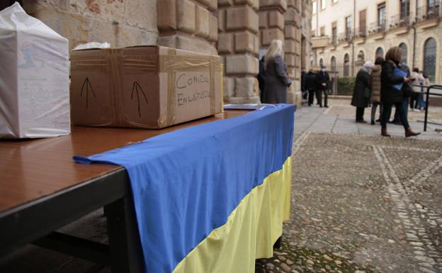 Salamanca habilita un correo y un número de 'Whatsapp' para canalizar la ayuda a los refugiados ucranianos