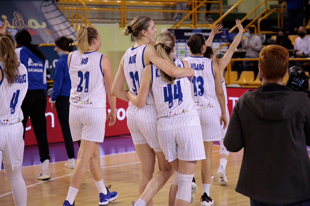 Un Avenida con corazón, compromiso y calidad se acerca a la Final-Four tras una exhibición ante Girona (77-63)