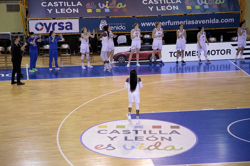 Un Avenida con corazón, compromiso y calidad se acerca a la Final-Four tras una exhibición ante Girona (77-63)