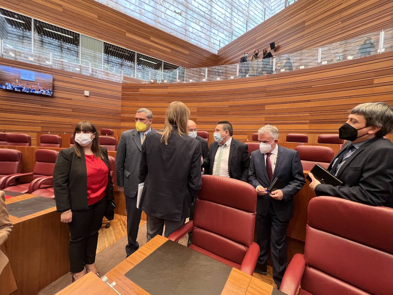 Diferentes momentos del acto de constitución de las Cortes. 