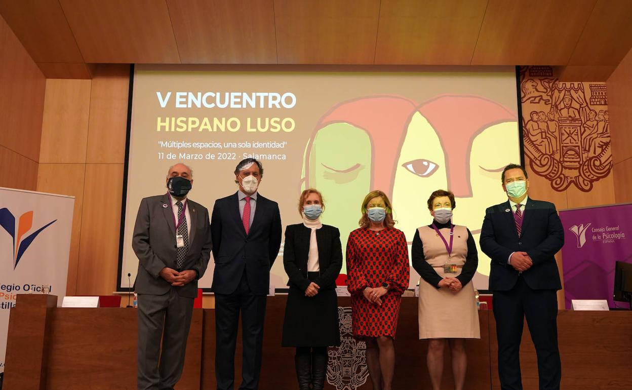 V Encuentro Hispano Luso de Psicología. 