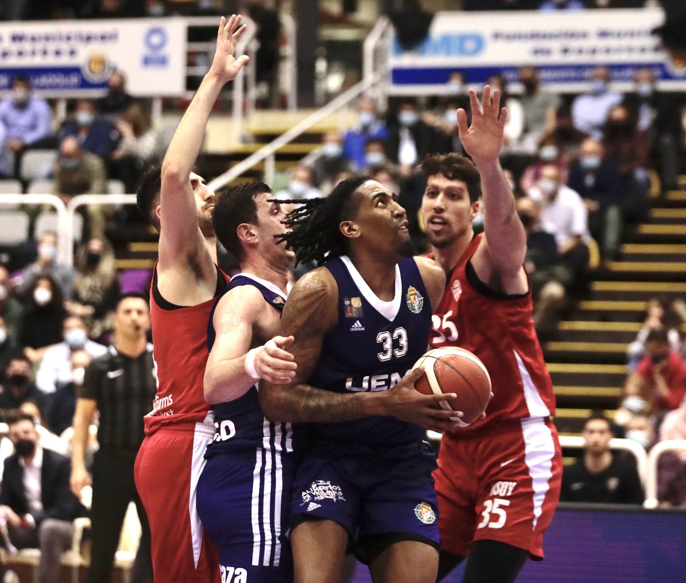 El UEMC Real Valladolid cae en casa ante el Basquet Girona. 