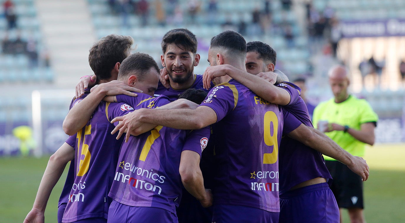 CD Palencia Cristo Atlético 3 - 5 Bergantiños CF