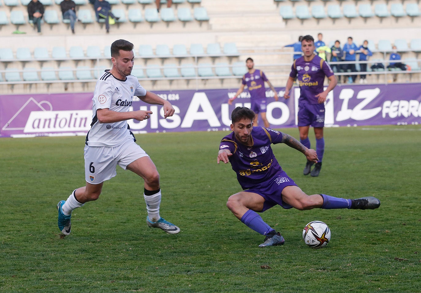 CD Palencia Cristo Atlético 3 - 5 Bergantiños CF