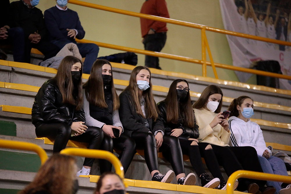 Segundo encuentro de la semana en Würzburg para la afición del CB Avenida, cambiando el sueño europeo por el sufrimiento liguero