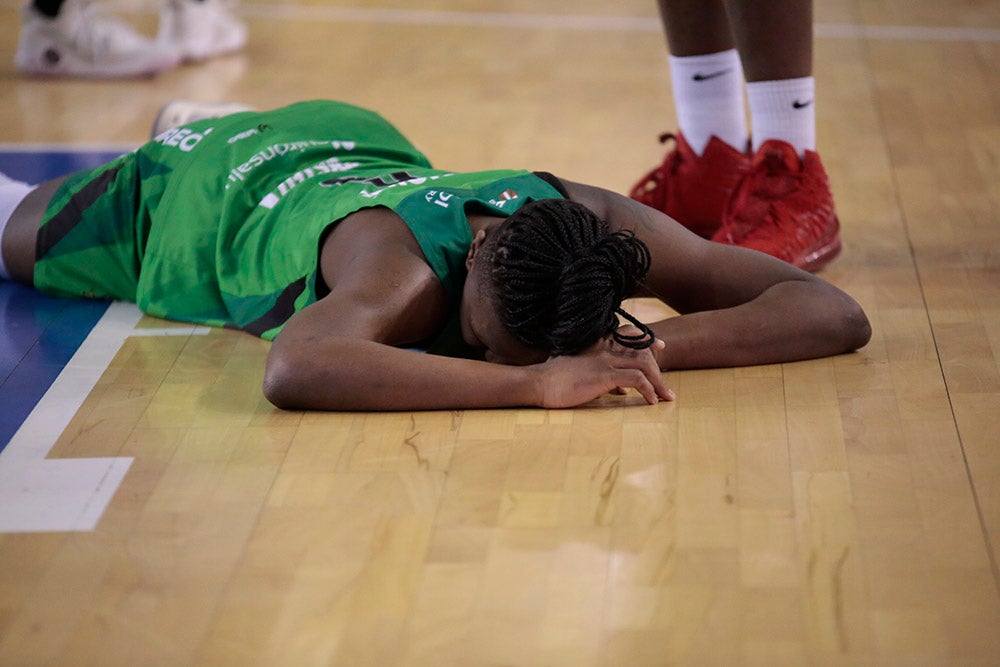 El CB Avenida alarga su esfuerzo frente a Araski antes de la batalla de Fontajau (75-56)