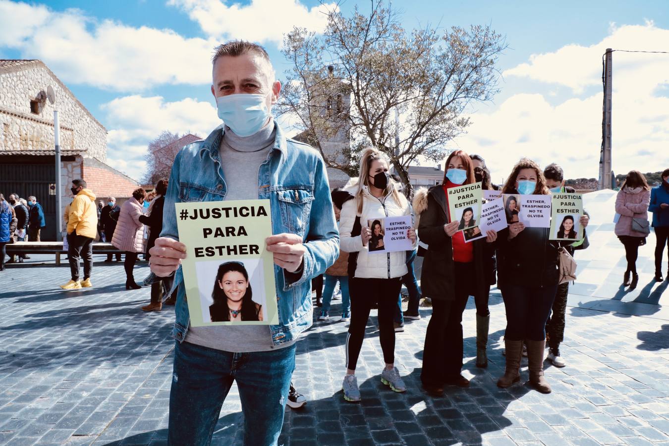 Fotos: Traspinedo recuerda a Esther López dos meses después de su muerte