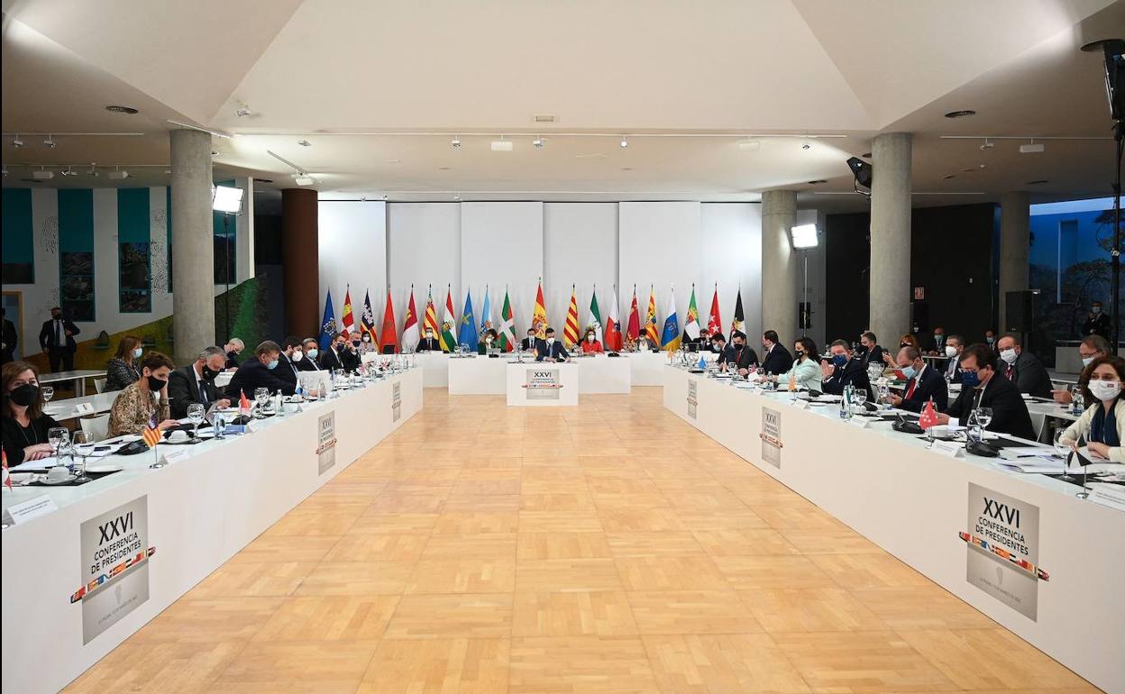 Reunión de la cumbre de presidentes celebrada este domingo en La Palma.